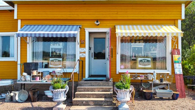 Loviisan Wanhat Talot viikonloppu Vintage lifestylemyymälä Villissä Kanalassa - tapahtuman kuva