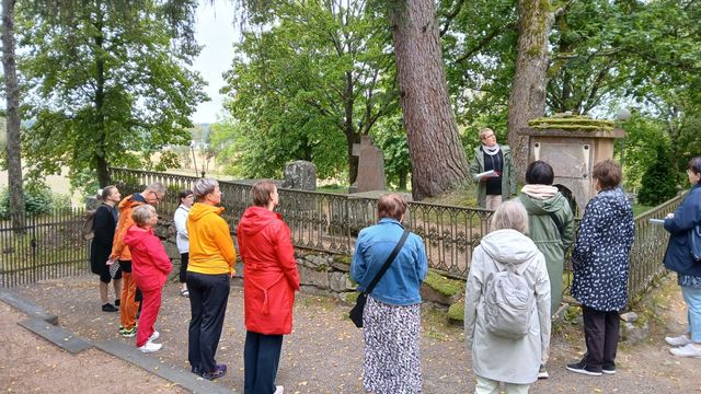 Kulttuurikävely: Luut liikkeelle Kuusiston hautausmaalla - tapahtuman kuva